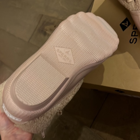 NWT Sperry Rose Sherpa Duck Boots - Picture 5 of 6